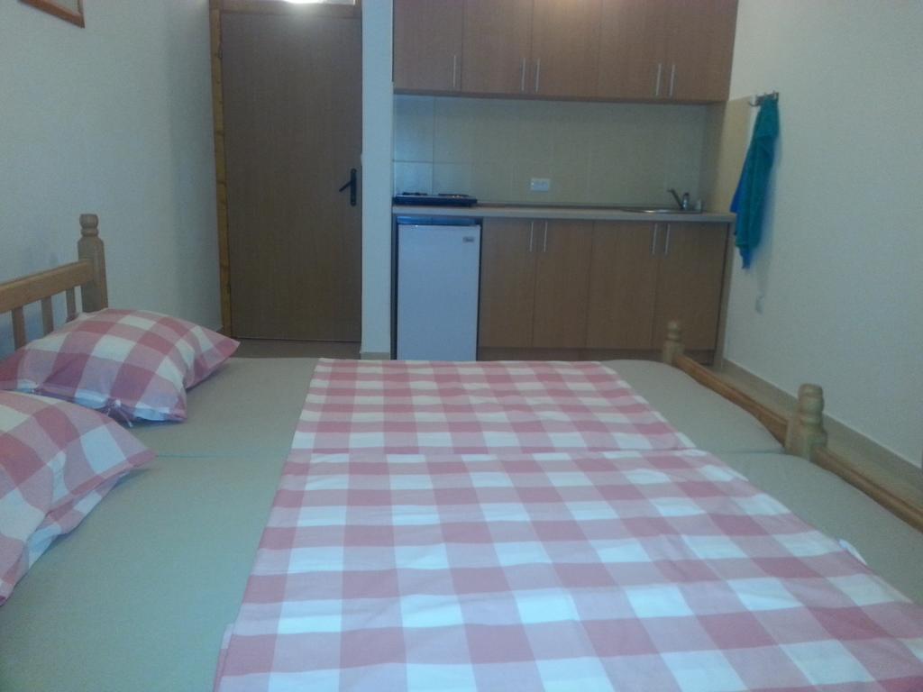 Apartments Nurkovic Dobra Voda Cameră foto